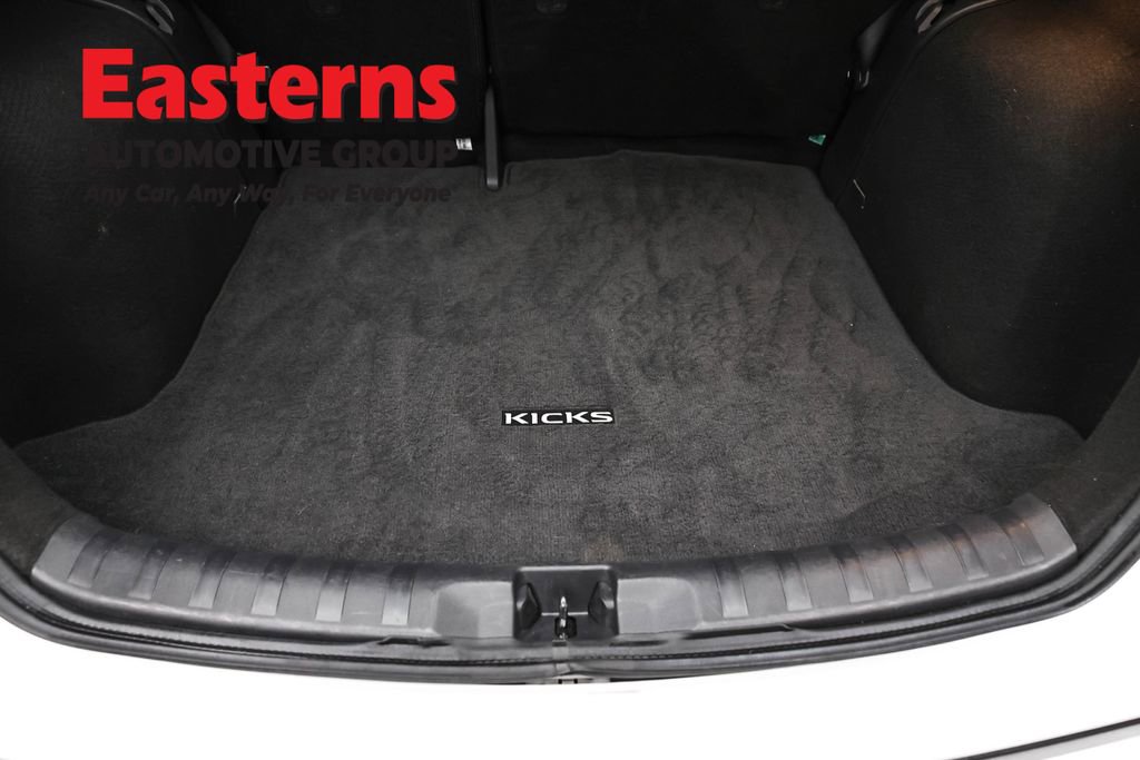 Used 2024 Nissan Kicks S FWD image 9