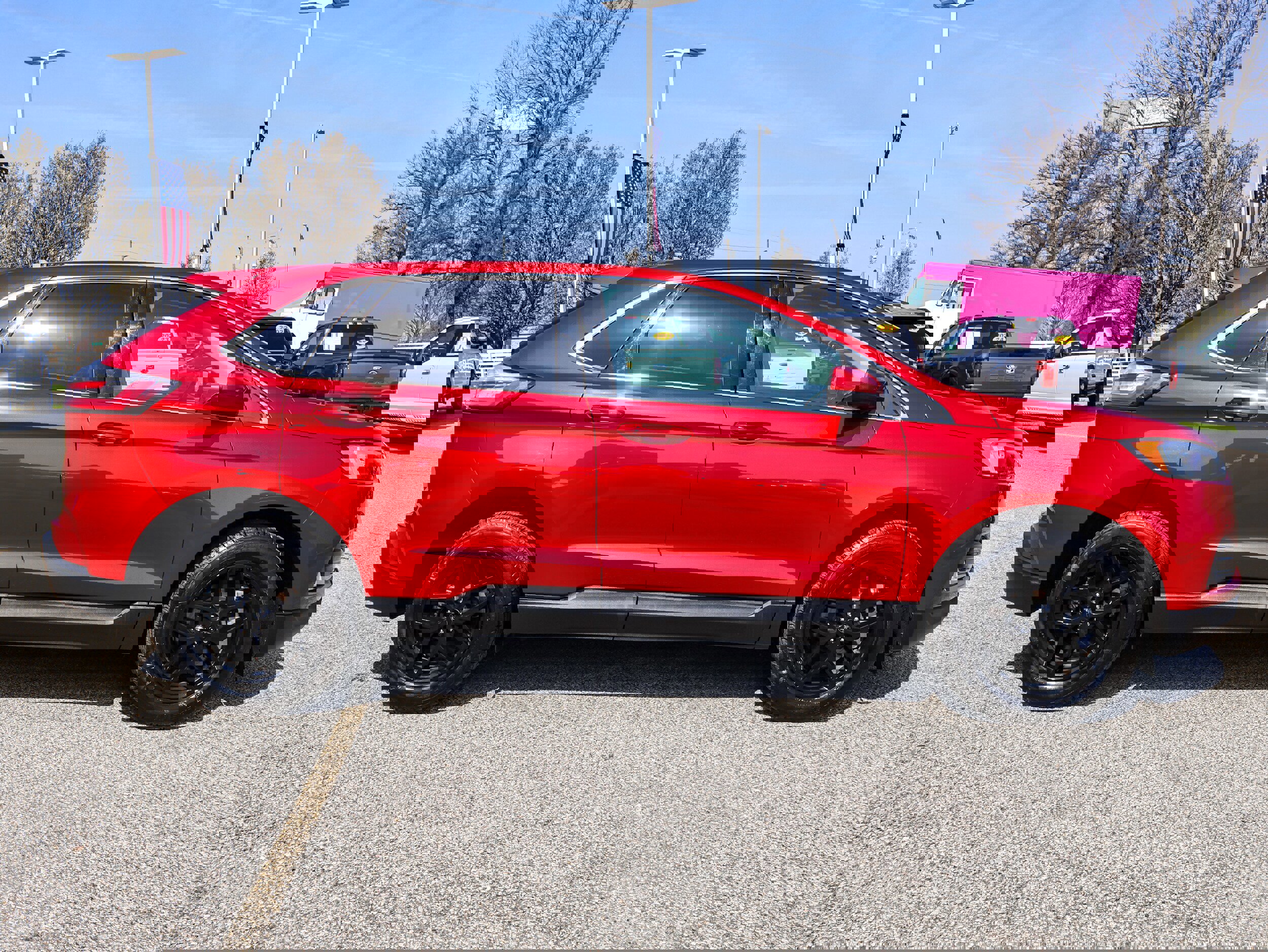 Used 2024 Ford Edge SEL w/ Convenience Package image 6