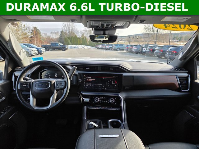 Used 2024 GMC Sierra 2500 Denali w/ Denali Reserve Package image 21