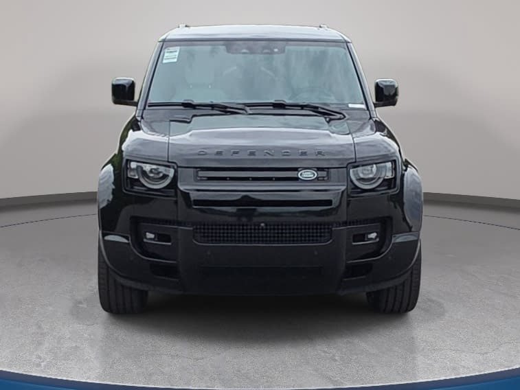 Certified 2025 Land Rover Defender 130 X-Dynamic SE AWD/4WD image 2