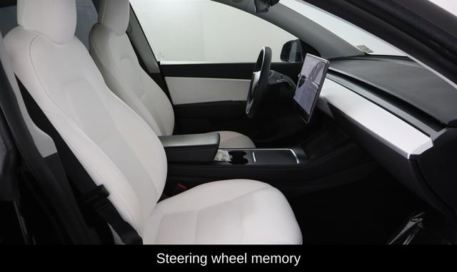 Used 2021 Tesla Model Y Long Range AWD/4WD image 11