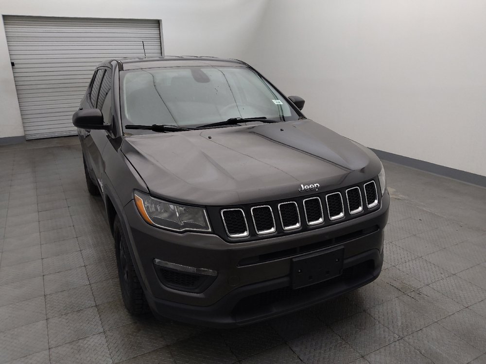 Used 2018 Jeep Compass Sport FWD image 14