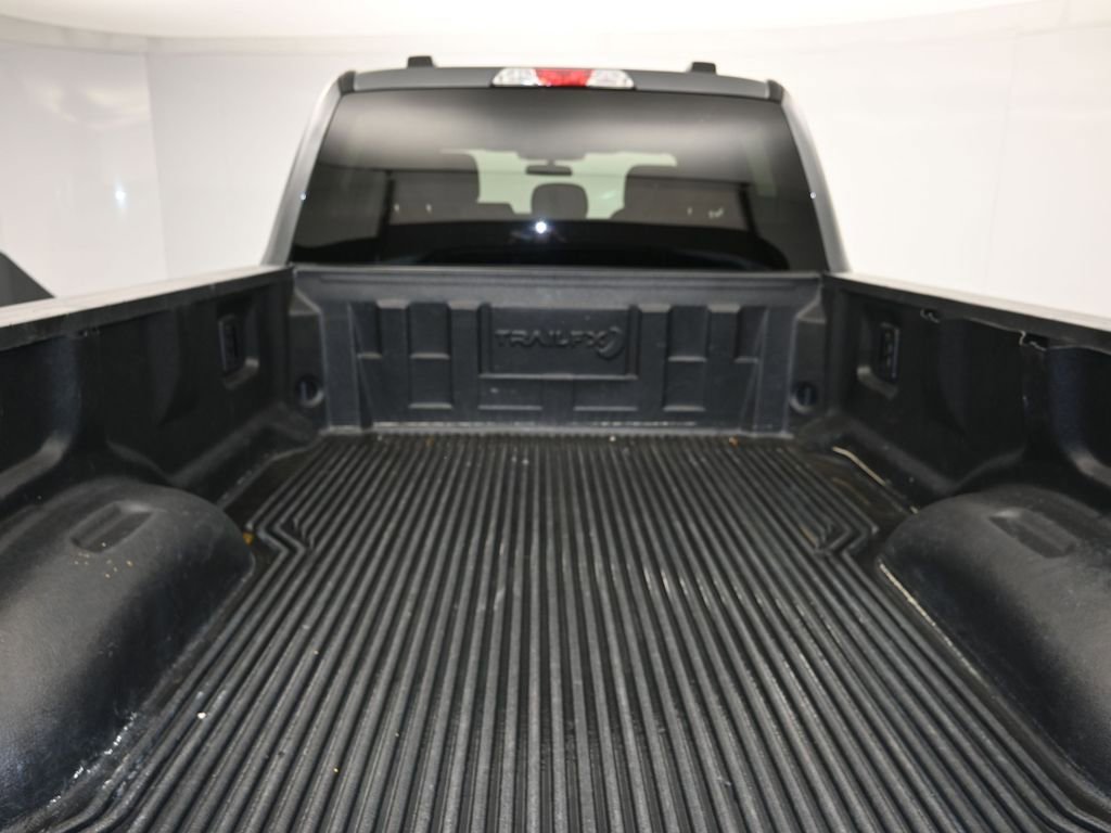 Used 2025 Ford F250 XLT image 25