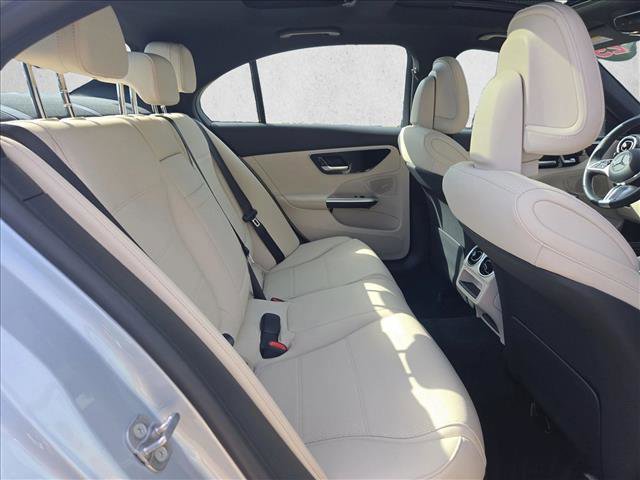 Used 2025 Mercedes-Benz C 300 Sedan image 19