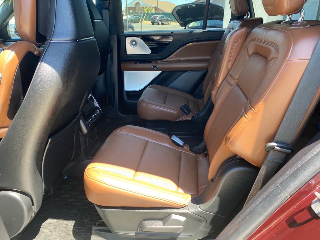 Used 2022 Lincoln Aviator Reserve w/ Equipment Group 201A image 15