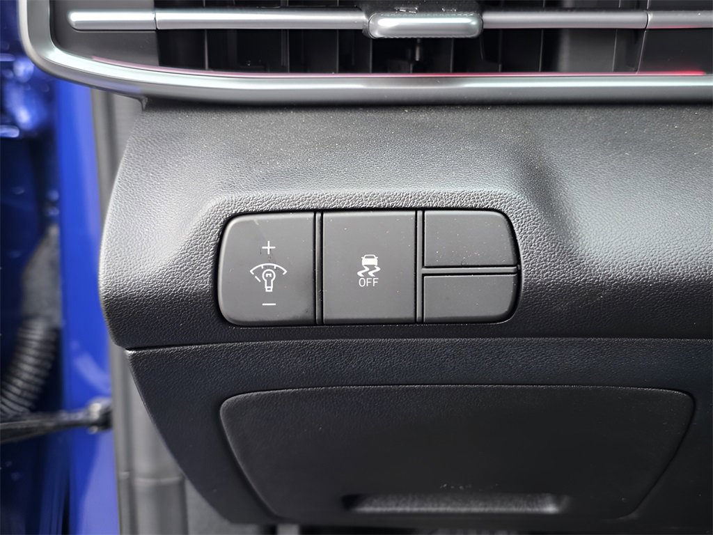 Certified 2024 Hyundai Elantra SEL w/ Convenience Package image 16