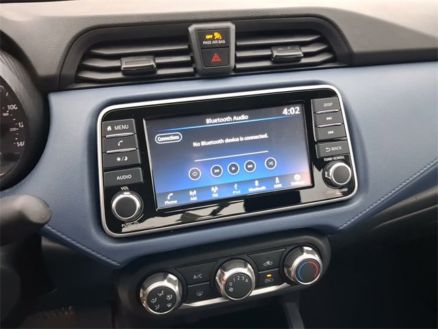 Used 2025 Nissan Versa SV image 17