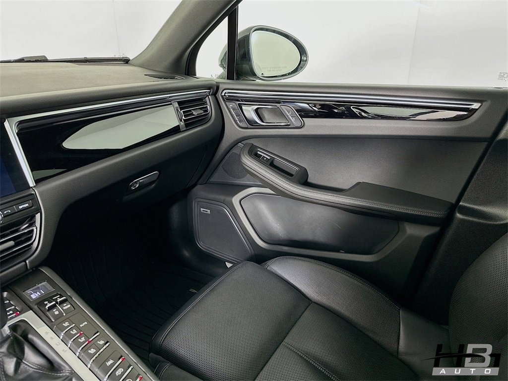 Used 2021 Porsche Macan S image 17