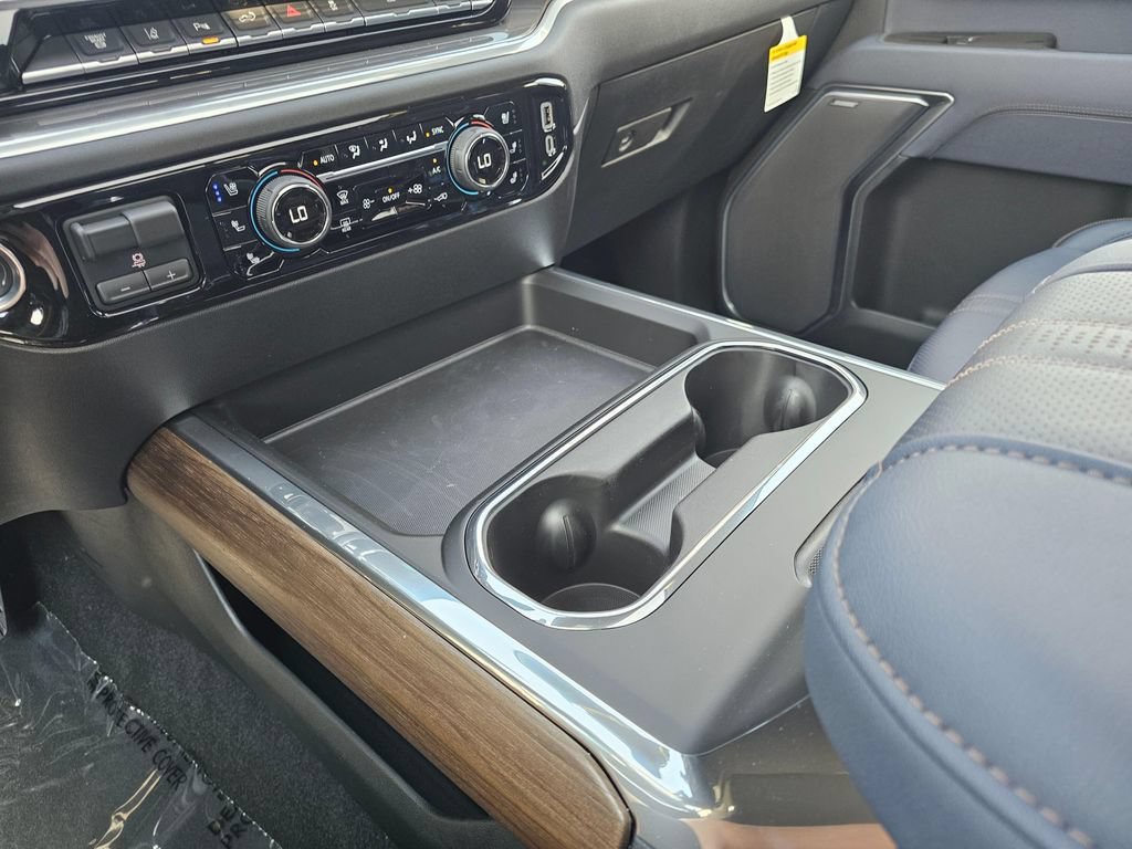 New 2026 Chevrolet Silverado 3500 High Country w/ High Country Premium Package AWD/4WD image 30