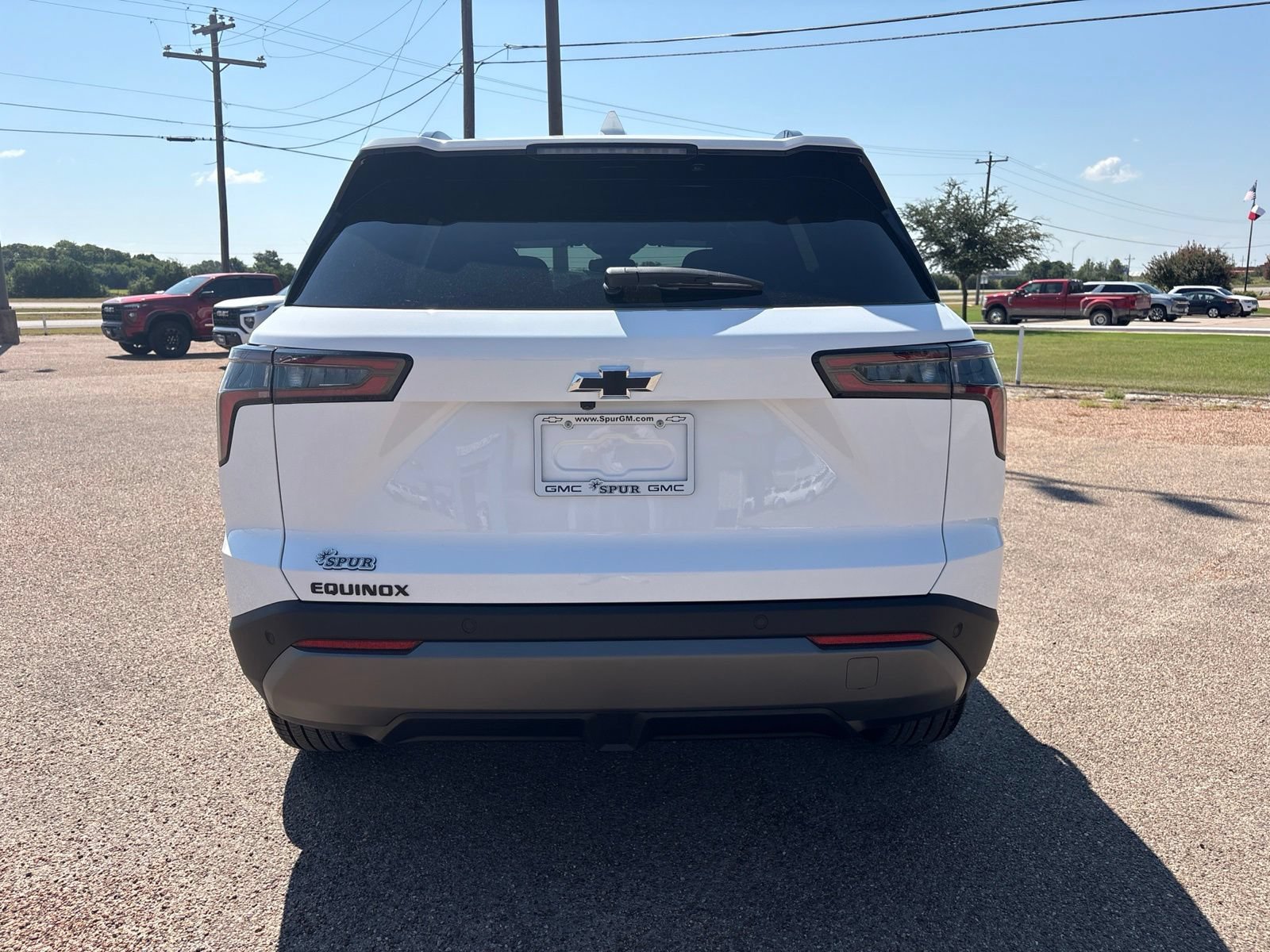 New 2027 Chevrolet Equinox LT w/ Midnight Edition FWD image 5