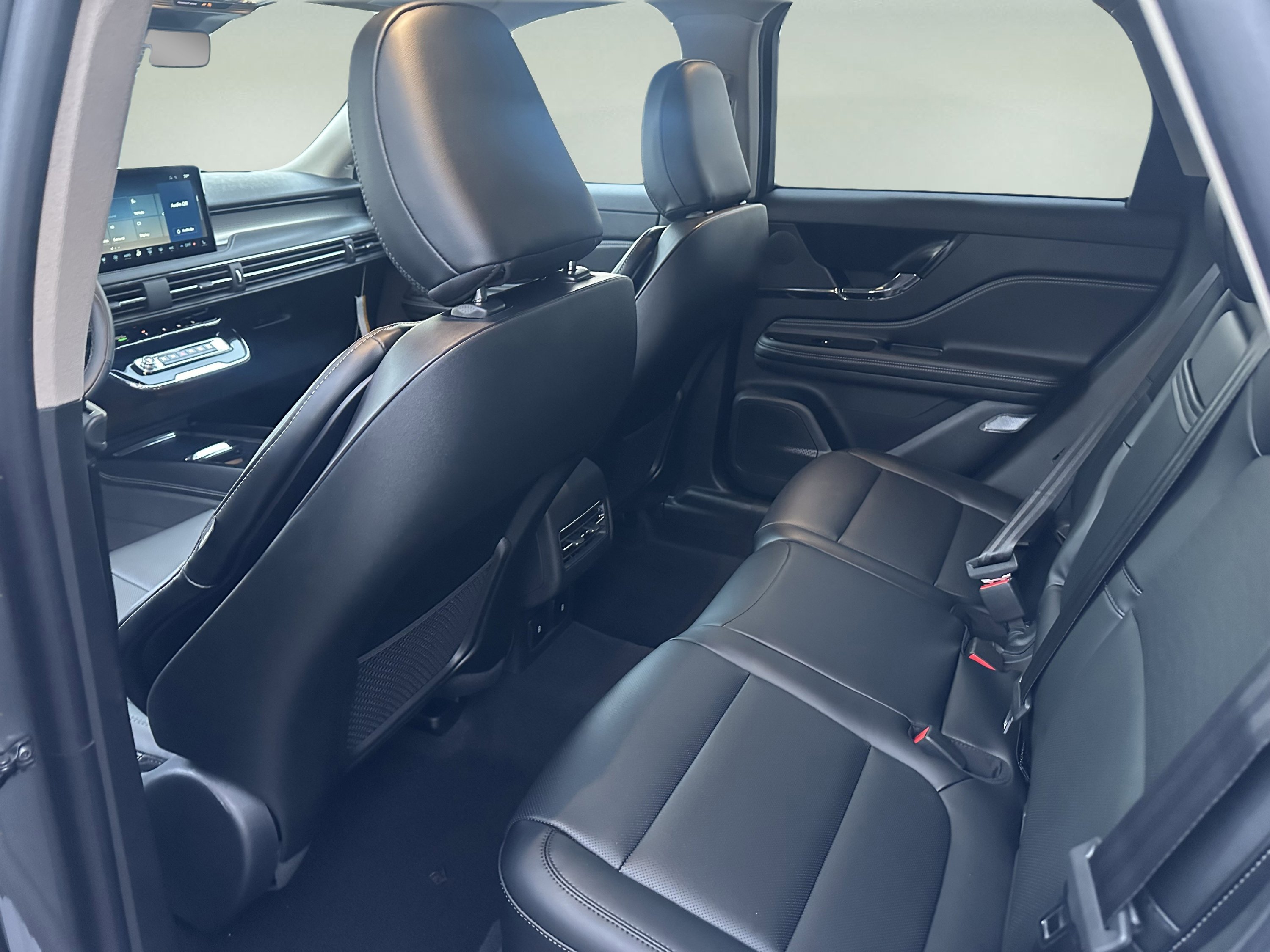 New 2026 Lincoln Corsair Premiere image 10