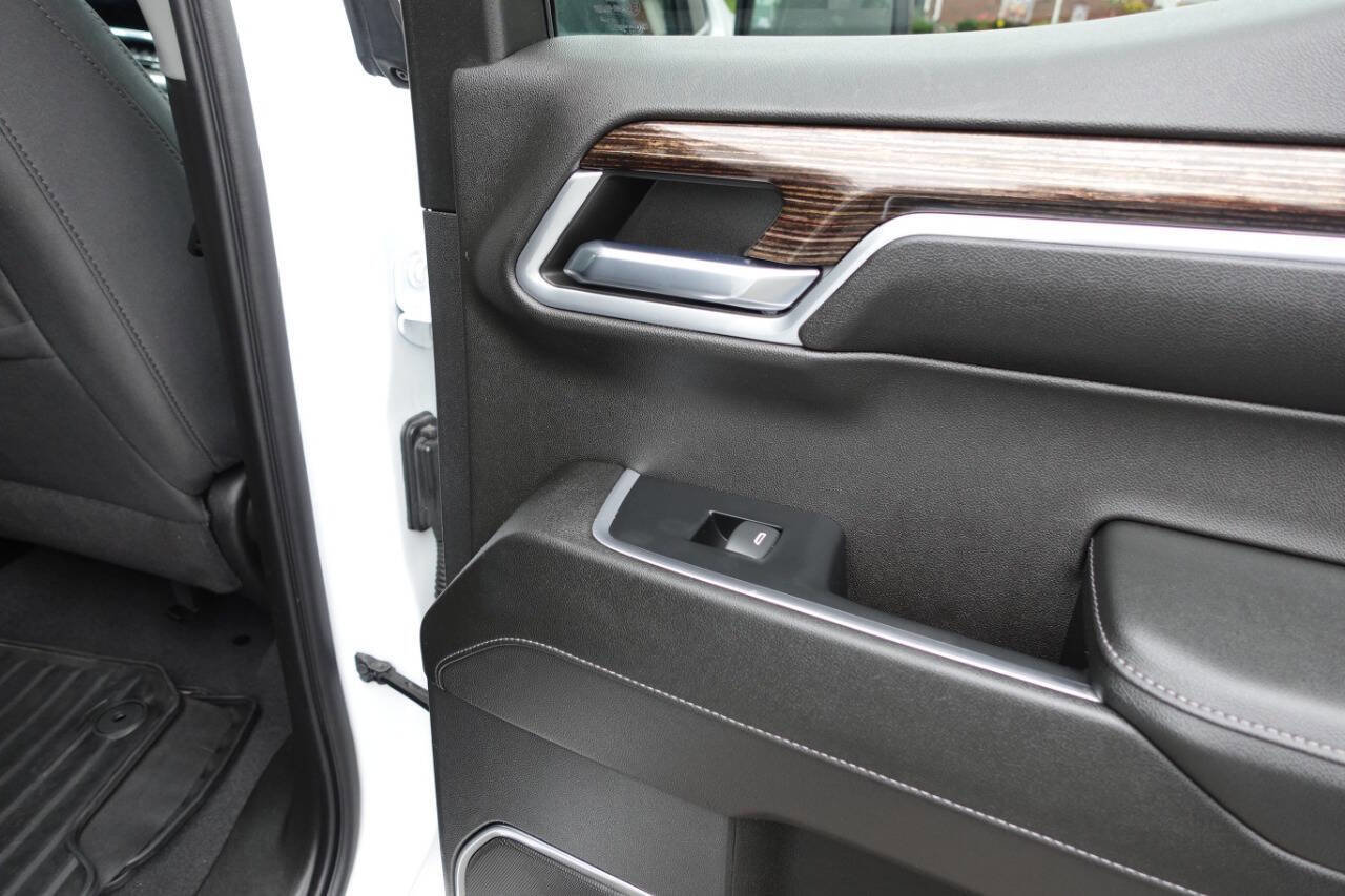 Used 2023 GMC Sierra 1500 Elevation image 26