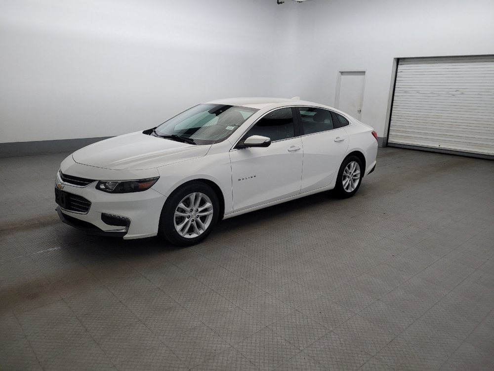 Used 2018 Chevrolet Malibu LT FWD image 2