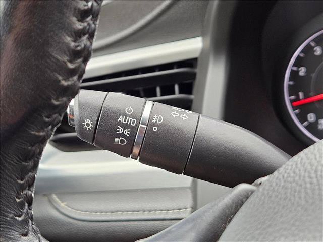 Used 2018 GMC Acadia SLT AWD/4WD image 24