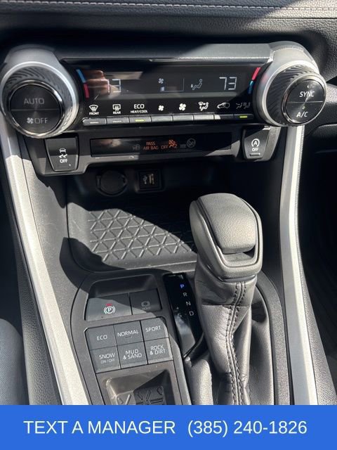 Used 2025 Toyota RAV4 XLE image 19