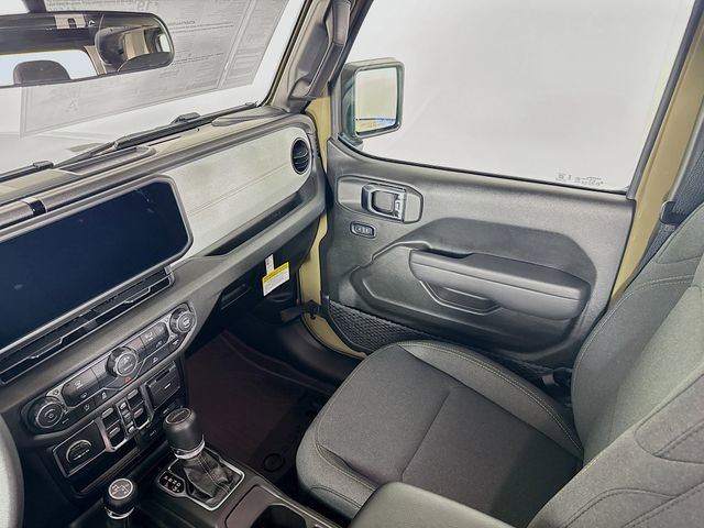 New 2026 Jeep Gladiator Sport AWD/4WD image 23