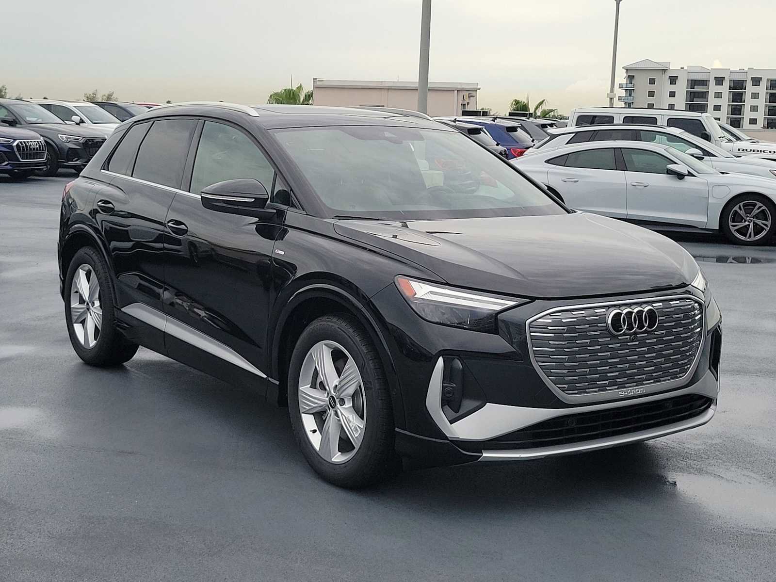 New 2026 Audi Q4 e-tron Premium Plus image 8