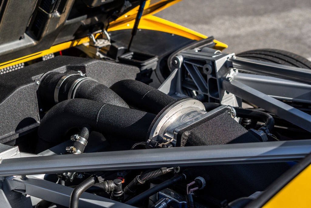 Used 2006 Ford GT RWD image 71