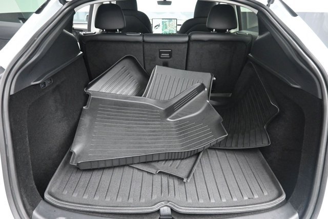 Used 2025 Tesla Model Y Long Range RWD image 20