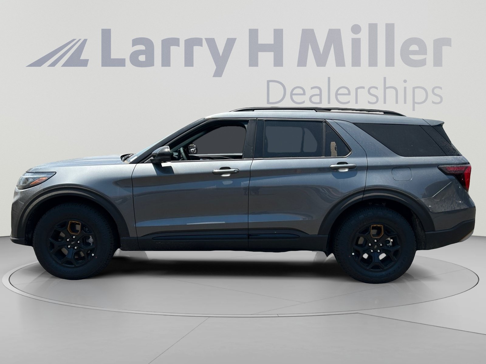 New 2026 Ford Explorer Tremor w/ Tremor Ultimate Package AWD/4WD image 2