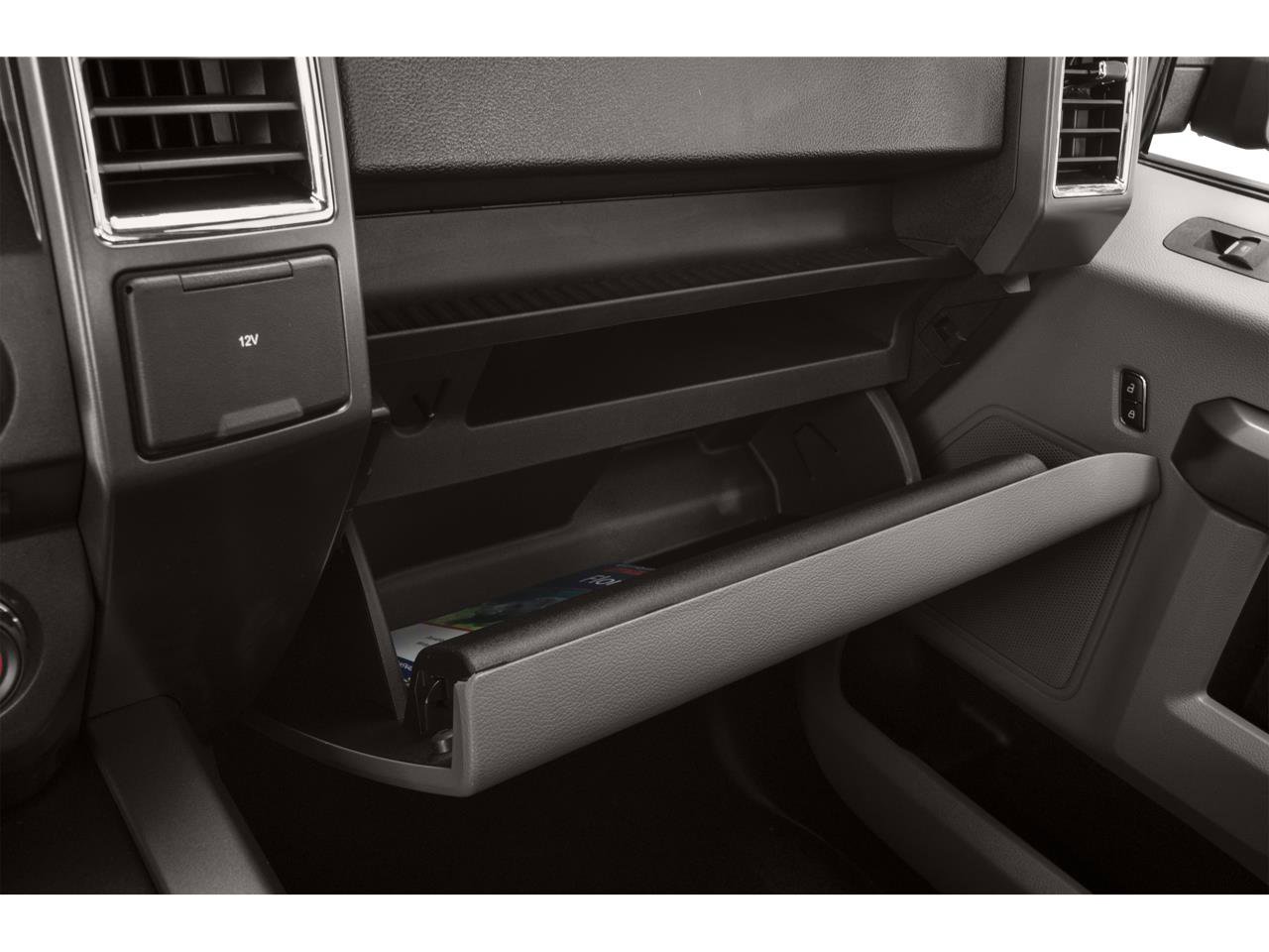 Used 2015 Ford F150 XLT w/ Equipment Group 302A Luxury image 12