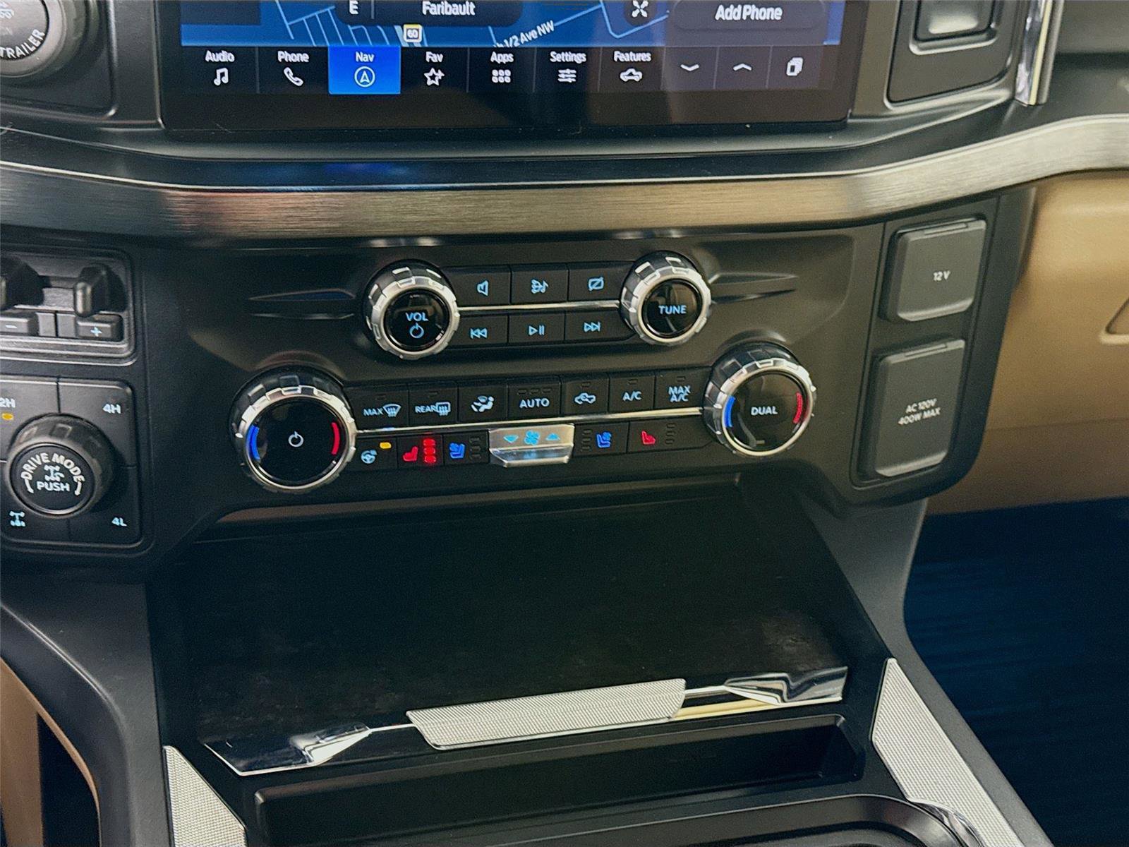 Used 2024 Ford F350 Lariat w/ Lariat Ultimate Package image 10