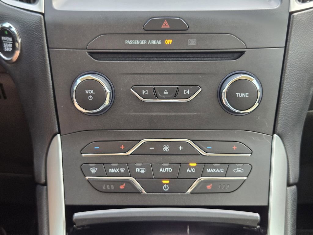 Used 2017 Ford Edge SEL w/ Equipment Group 201A FWD image 18