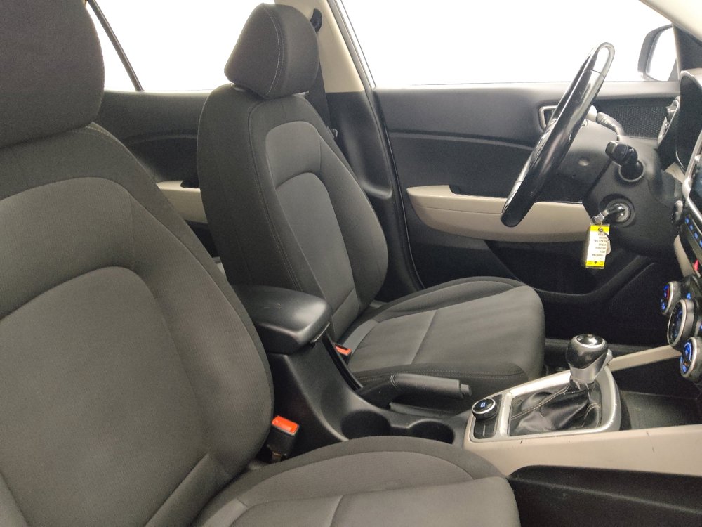 Used 2021 Hyundai Venue SEL w/ Cargo Package image 21