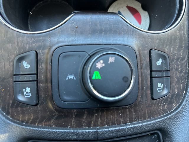 Used 2023 GMC Acadia Denali w/ Denali Technology Package image 21