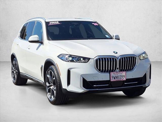 Used 2026 BMW X5 xDrive40i AWD/4WD image 3