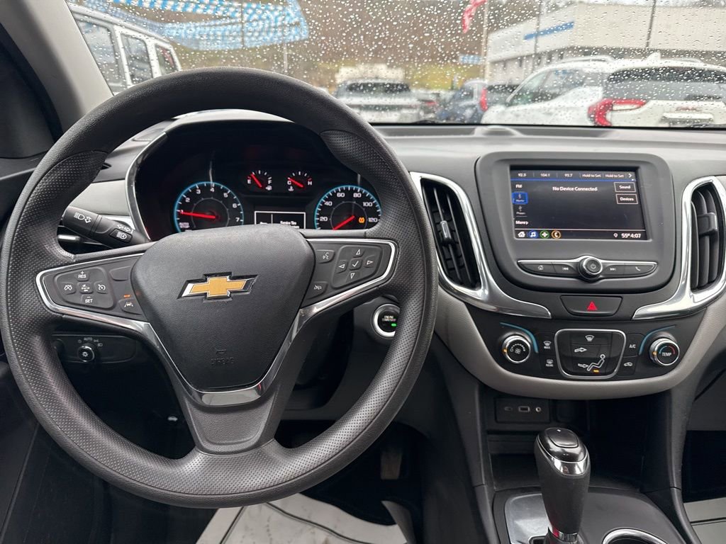 Used 2020 Chevrolet Equinox LS FWD image 13