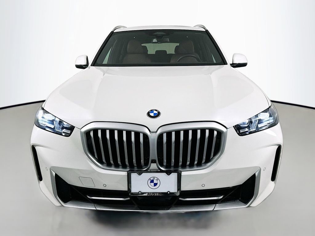 Certified 2024 BMW X5 xDrive40i w/ Premium Package image 2