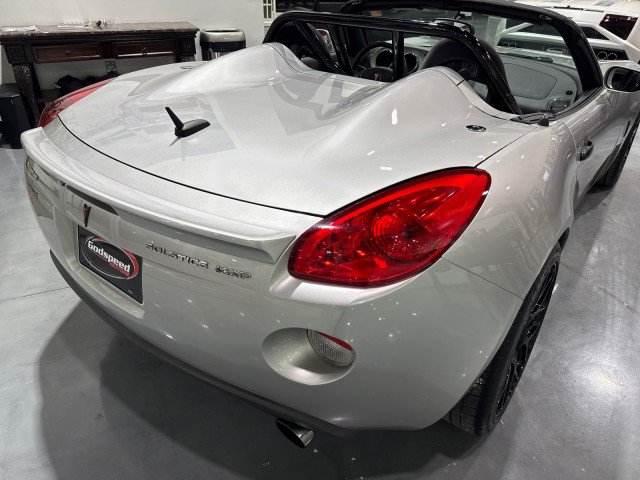 Used 2009 Pontiac Solstice GXP w/ Premium Package RWD image 43
