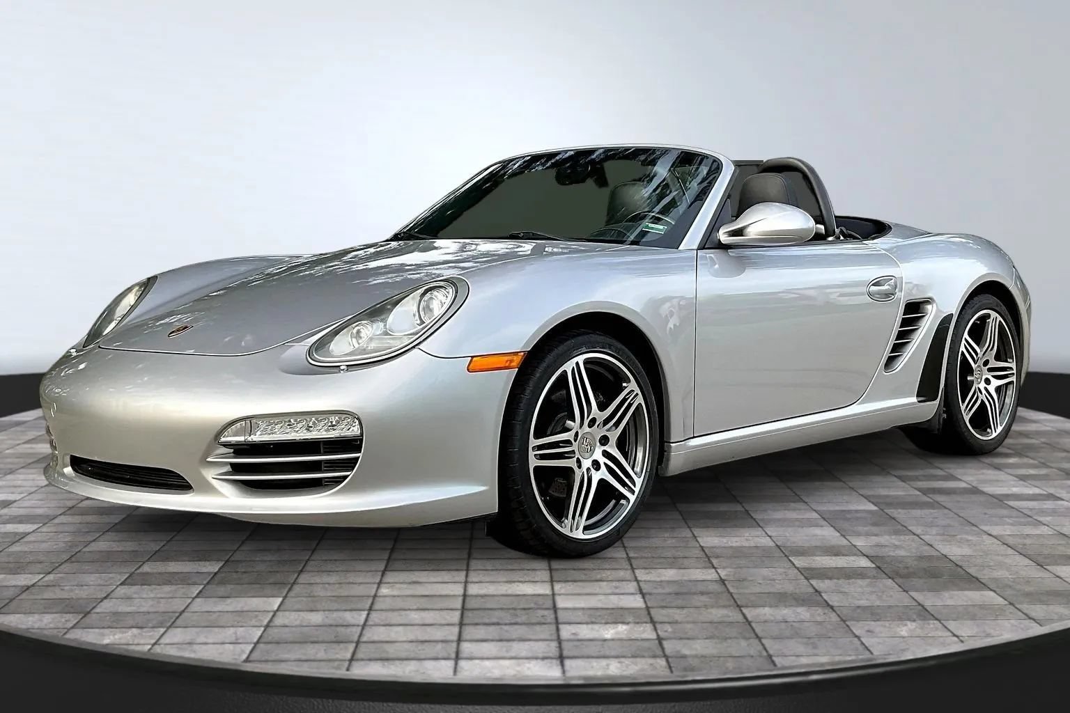 Used 2011 Porsche Boxster RWD image 1