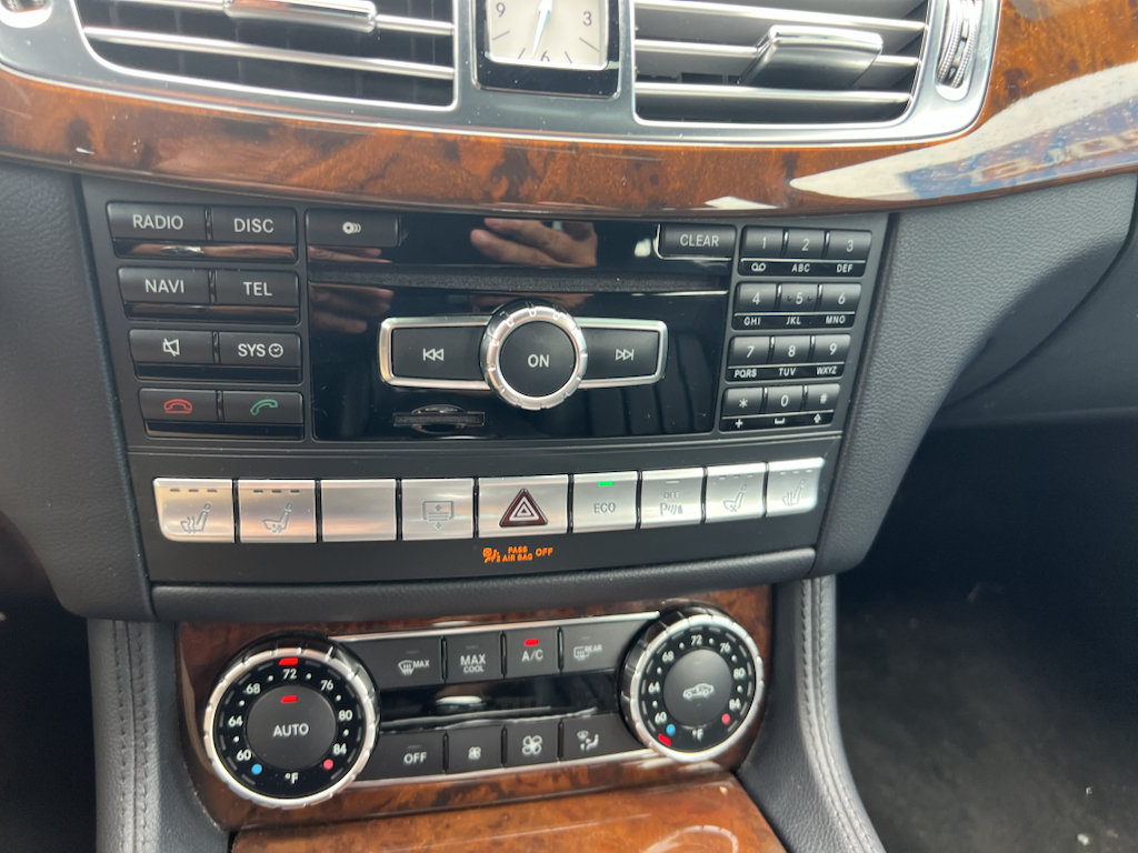 Used 2014 Mercedes-Benz CLS 550 4MATIC image 29