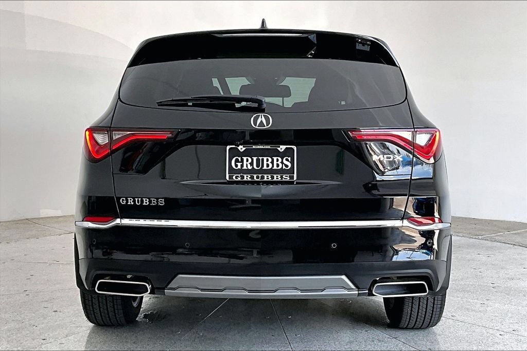 Certified 2026 Acura MDX w/ Technology Package FWD image 4