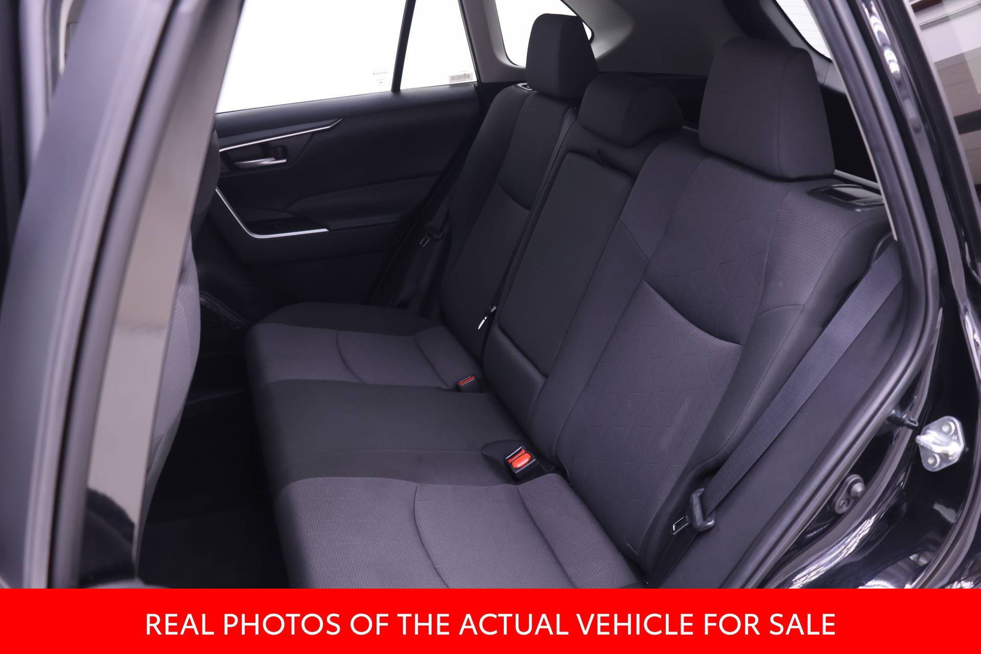 Certified 2025 Toyota RAV4 XLE AWD/4WD image 10