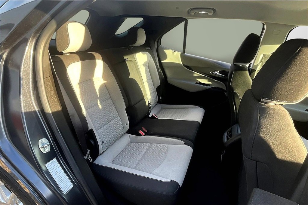 Used 2022 Chevrolet Equinox LT image 24