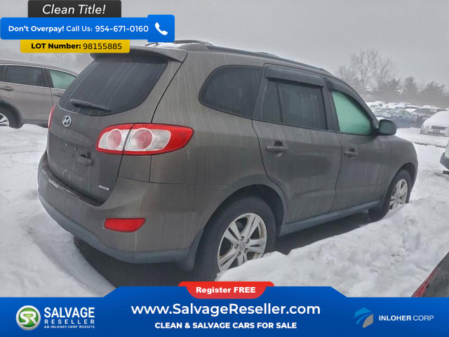 Used 2012 Hyundai Santa Fe SE image 4