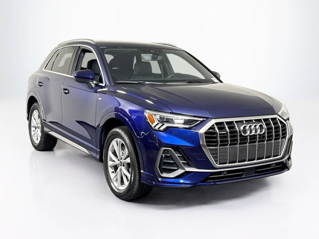 Used 2025 Audi Q3 2.0T Premium w/ Convenience Package AWD/4WD image 7