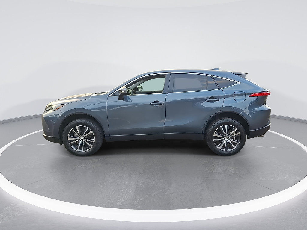 Used 2022 Toyota Venza LE AWD/4WD image 6