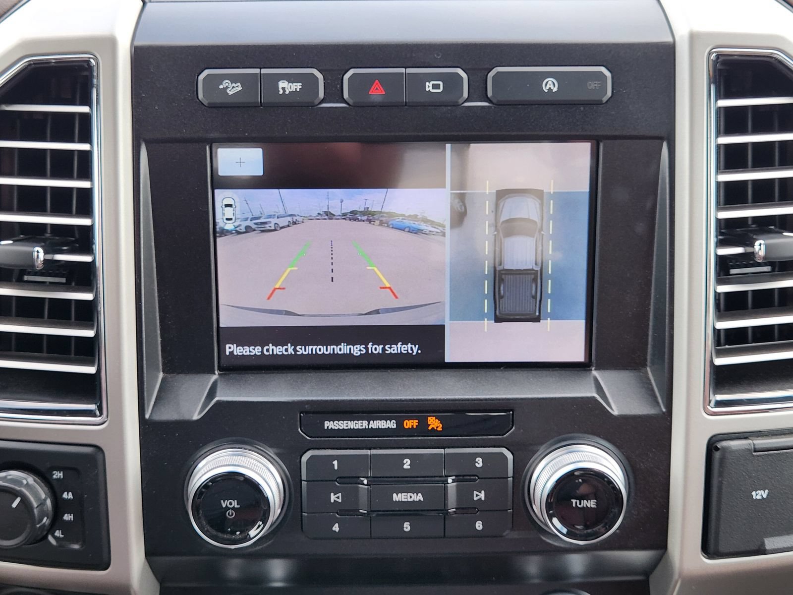 Used 2020 Ford F150 King Ranch w/ Equipment Group 601A Luxury AWD/4WD image 21