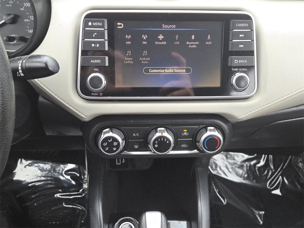 Used 2021 Nissan Versa SV image 23