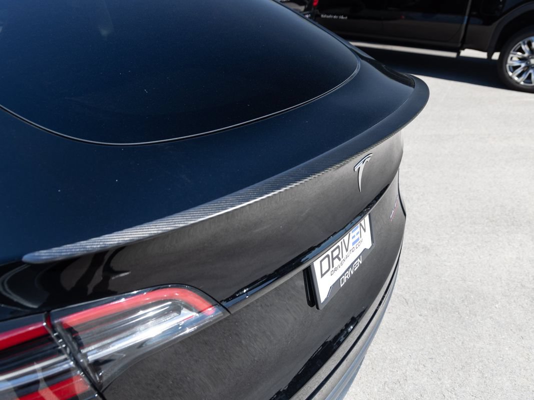 Used 2023 Tesla Model Y Performance AWD/4WD image 8