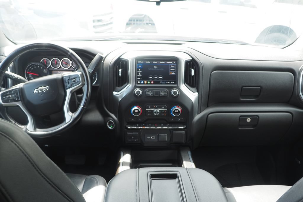 Used 2021 Chevrolet Silverado 1500 RST AWD/4WD image 17