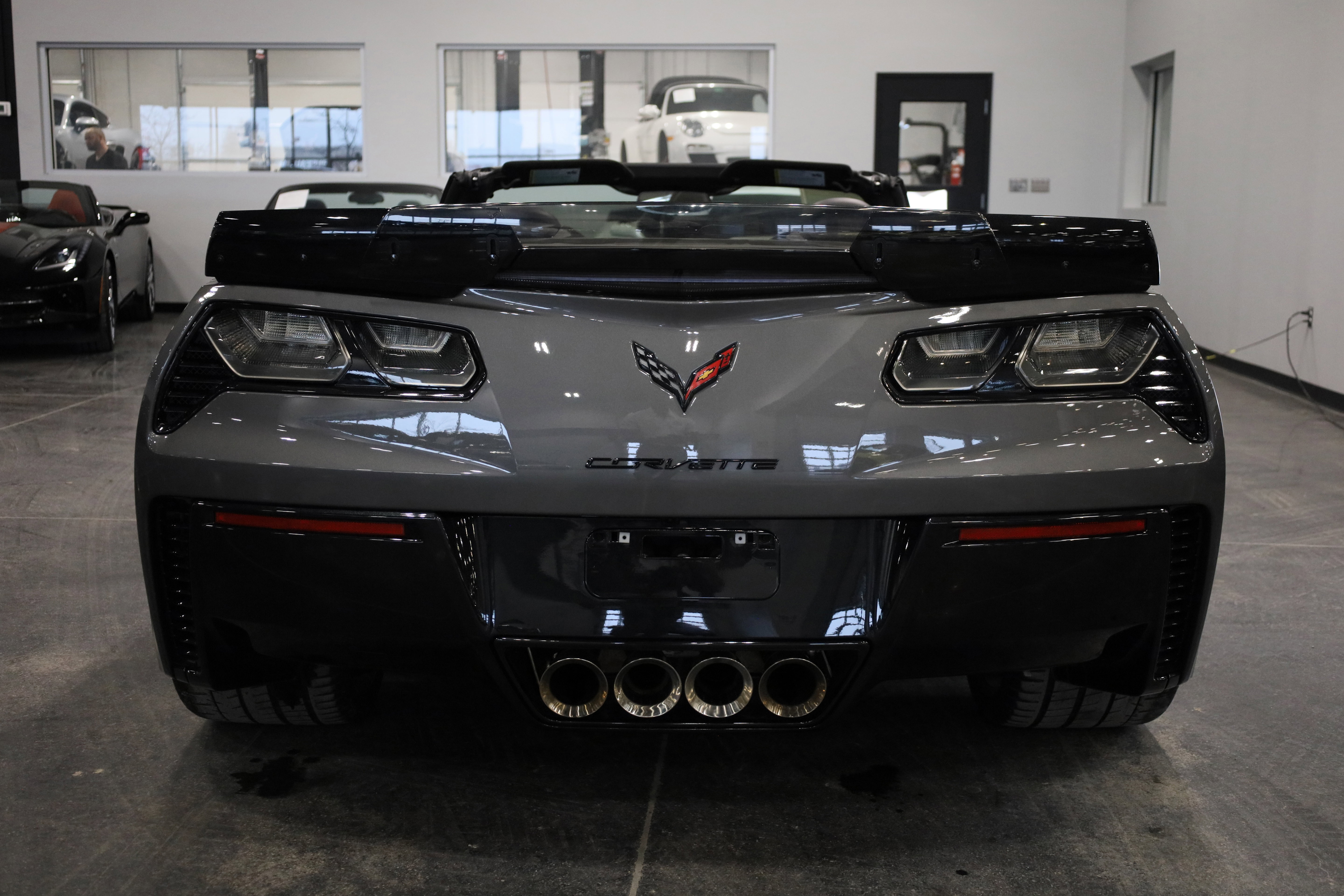 Used 2016 Chevrolet Corvette Z06 w/ 3LZ Preferred Equipment Group image 5