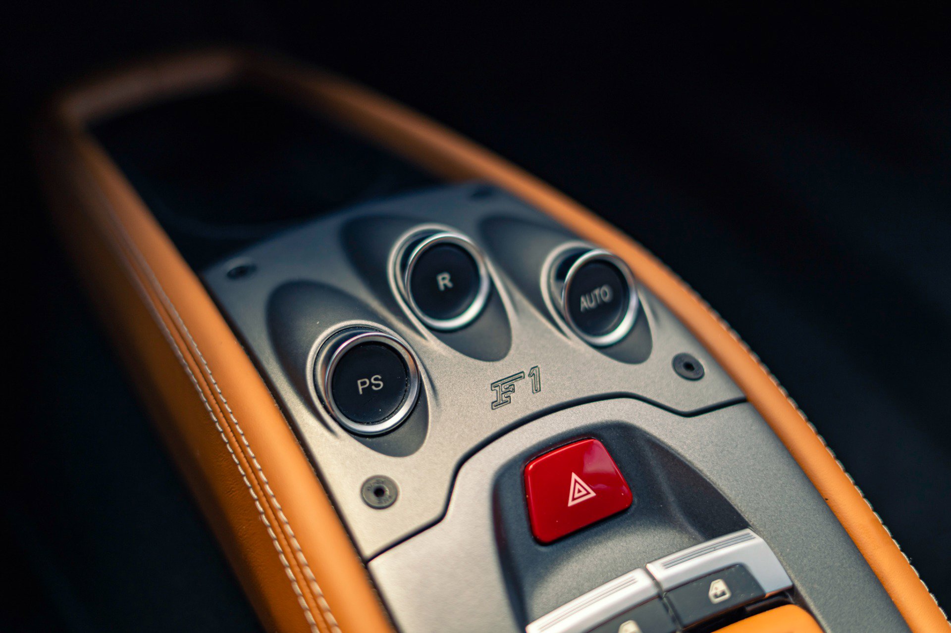 Used 2012 Ferrari 458 Italia Coupe RWD image 10