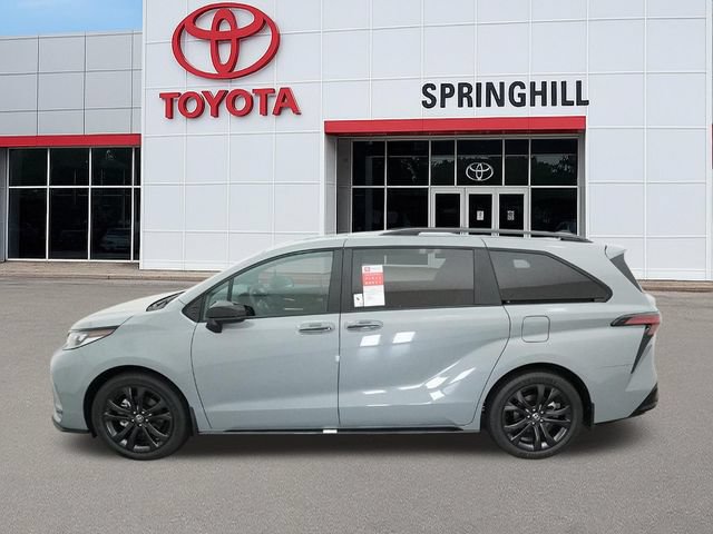 New 2026 Toyota Sienna XSE FWD image 3