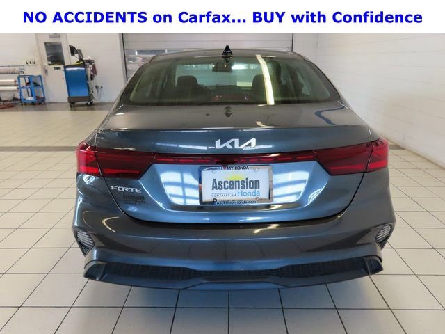 Used 2023 Kia Forte LXS FWD image 12