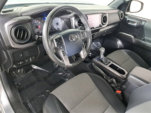 Used 2020 Toyota Tacoma TRD Off-Road image 18